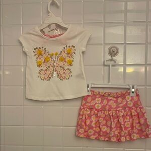 NWT Isaac Mizrahi white Butterfly design Tee and Pink Floral Skirt Set. 4 (XS)